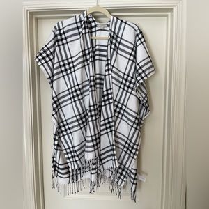 LOFT black and white plaid wrap
